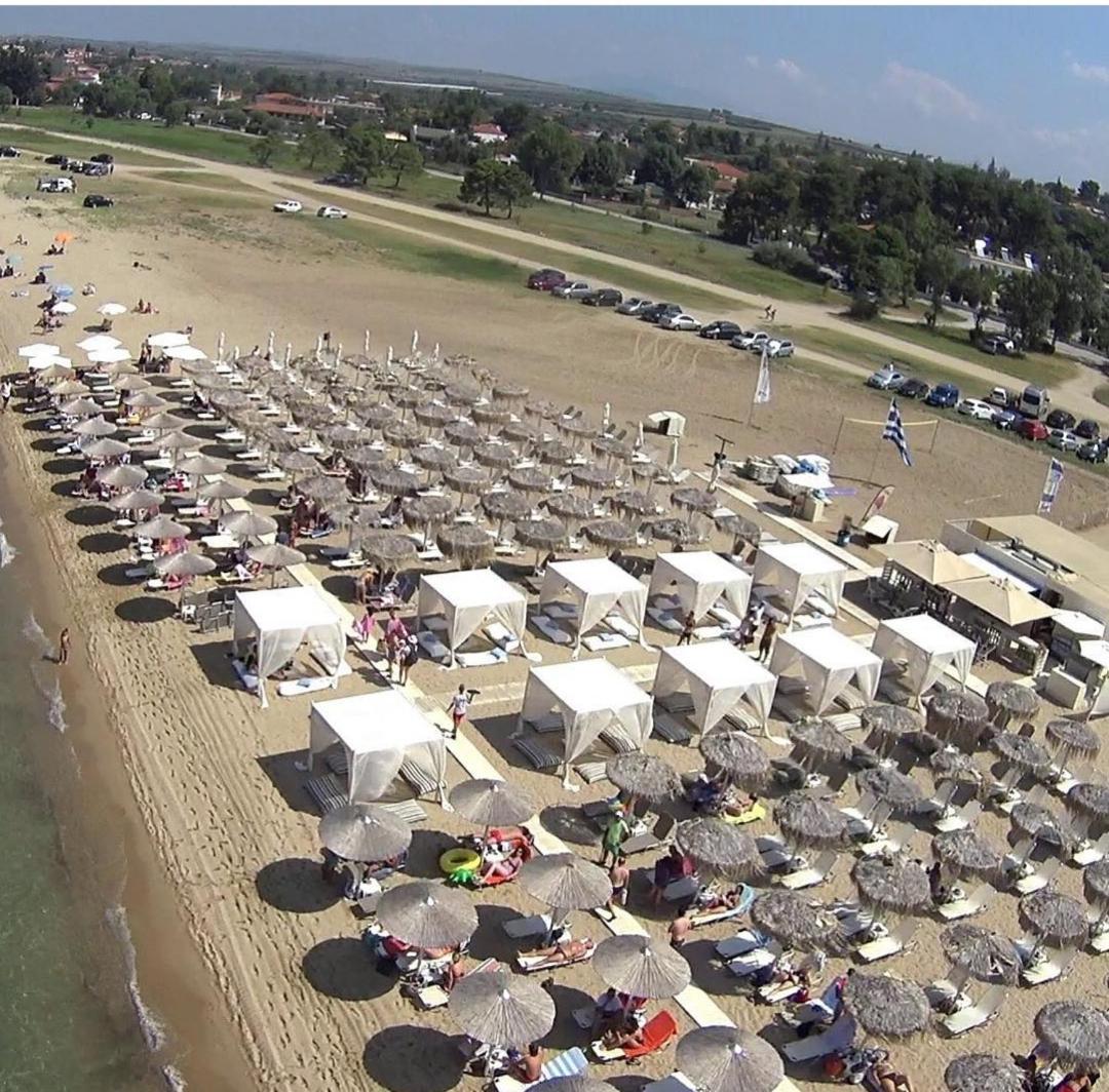 "2Steps From The Beach" Nea Iraklia Exterior foto